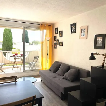2 Pers. - Plage, Piscine, Terrasse, Parking Proche - Fr-1-790-29 * La Grande-Motte